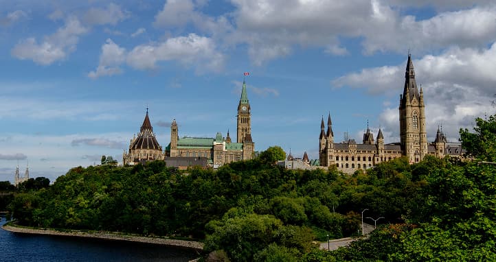 Panoramic view of Ottawa city skyline