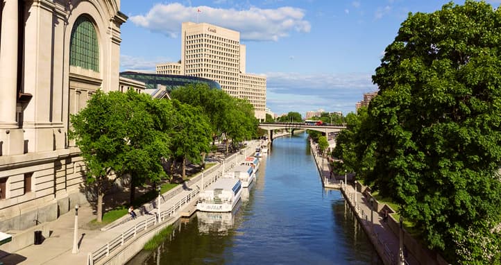 Old Ottawa South, a small and compact residential neighbourhood